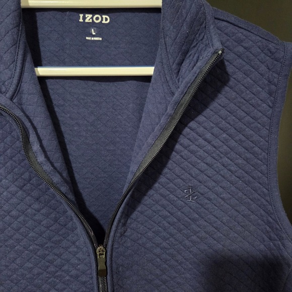 Izod Other - IZOD Quilted Vest Men Size L Navy Blue Zippered Pockets